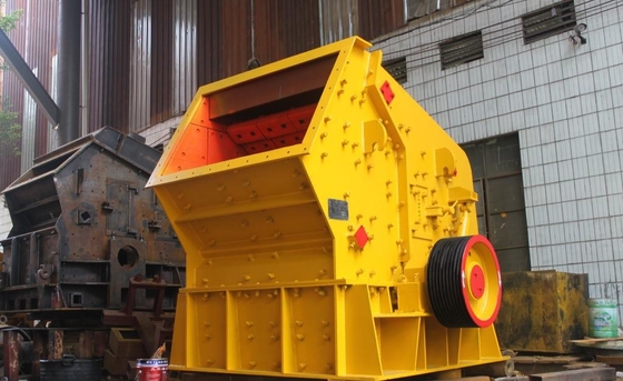 Full Hydraulic Stone Crusher Machine Granite Limestone Impact Crusher Machine