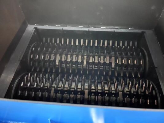 অত্যন্ত অভিযোজিত নিরাপদ নির্ভরযোগ্য রোলার ক্রাশার রক্ষণাবেক্ষণ করা সহজ